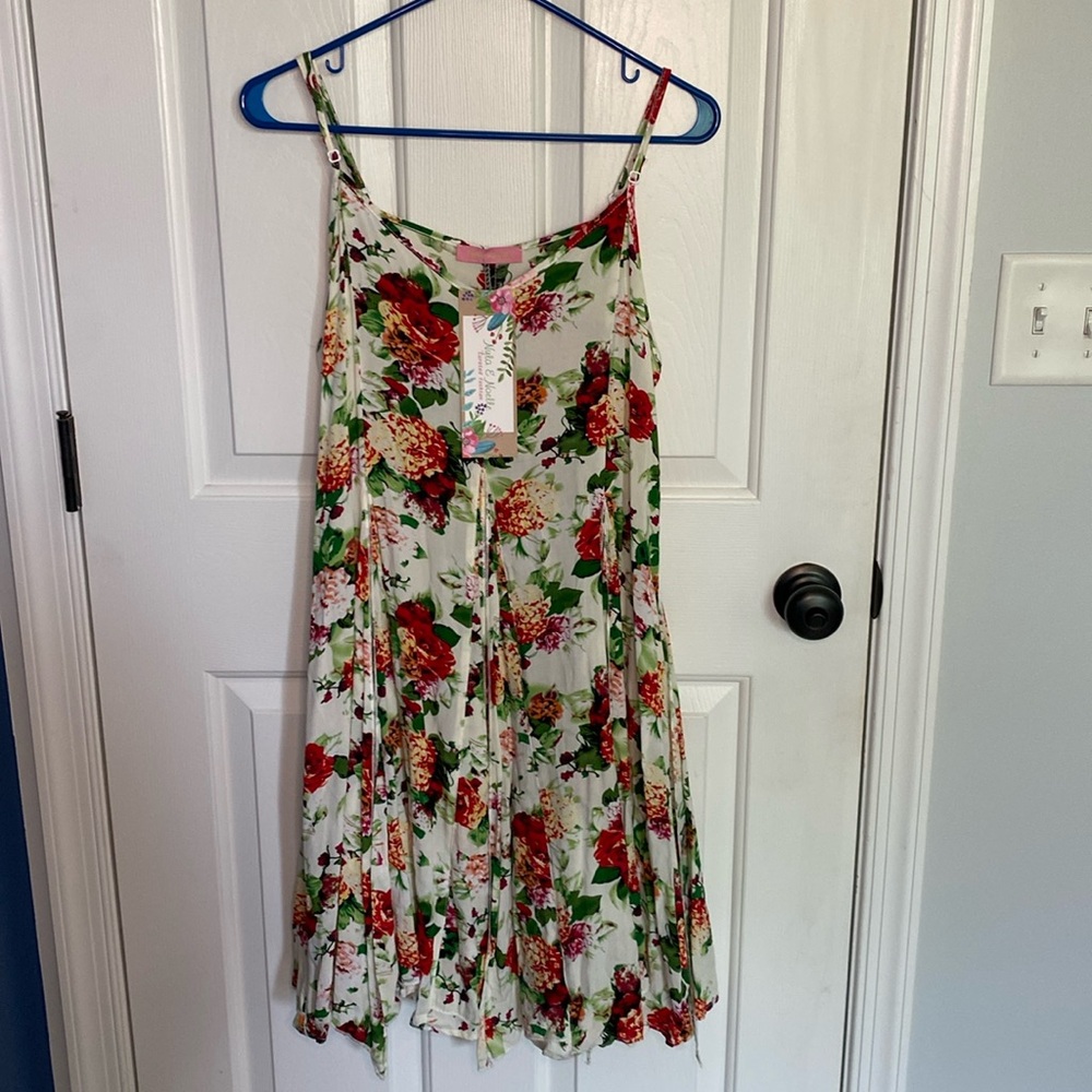 Nyla & Noelle Spaghetti Strap Floral Dress